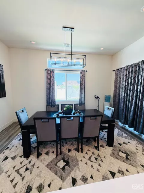 Dining - 14902 Pemberley Passage Ave, Bakersfield, CA 93311 photo 1 of 1