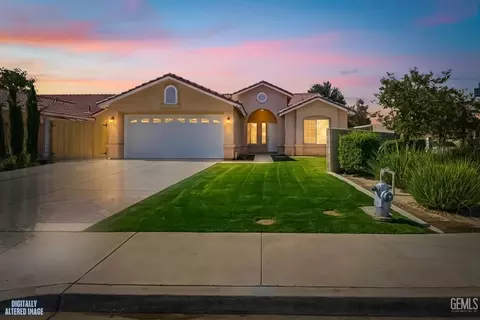 3217 Sierra Meadows Dr, Bakersfield, CA 93313