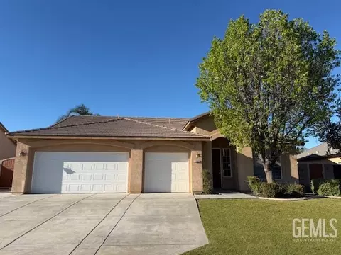 12022 Copernicus Ave, Bakersfield, CA 93312