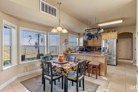 26941 Stirrup Way, Tehachapi, CA 93561 photo 10