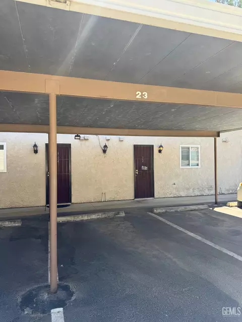 Exterior - 609 Taylor, Bakersfield, CA 93309 photo 8 of 10