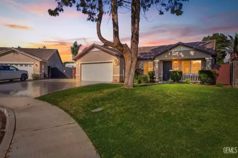 6308 Lost Peak Ct, Bakersfield, CA 93311