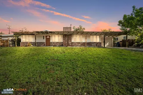2906 Blade Ave, Bakersfield, CA 93306