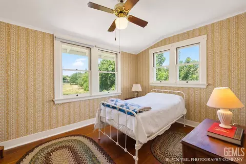 Bedroom - 402 S 10th St, Taft, CA 93268 photo 3 of 4