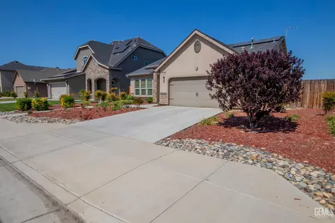 5404 Rivulet Run Ct, Bakersfield, CA 93313