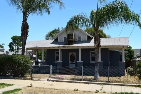 1033 Kern St, Bakersfield, CA 93305