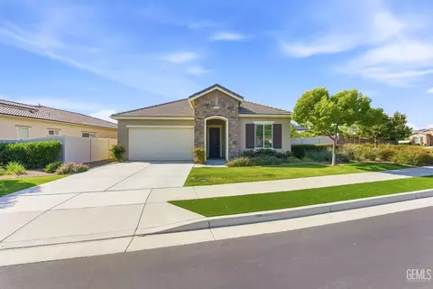 9810 Richland Hills Ln, Bakersfield, CA 93306