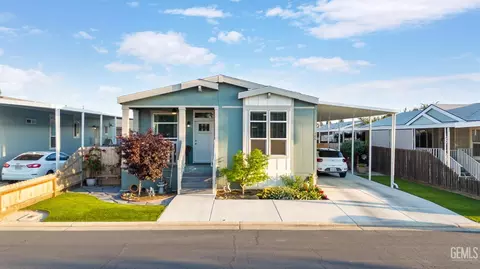 100 S Westwood St #146, Porterville, CA 93257