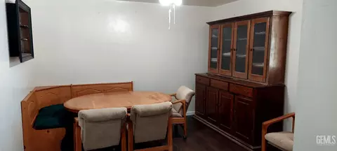 Dining - 1001 Cedar Ave, Wasco, CA 93280 photo 2 of 2