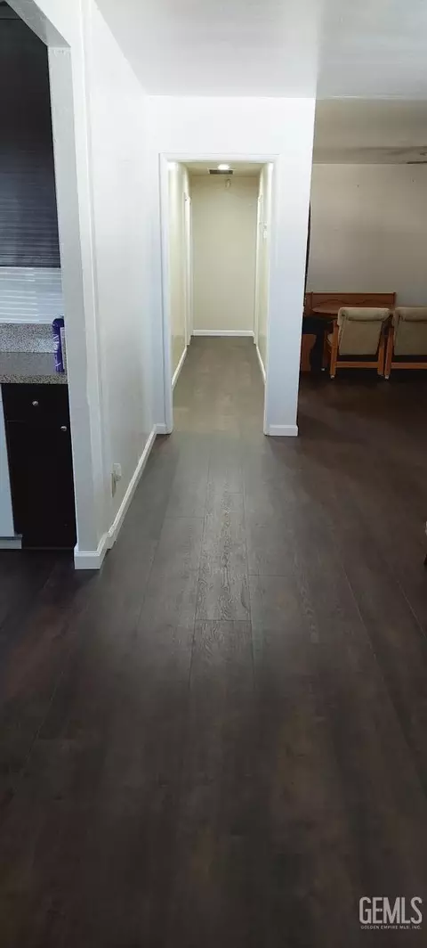 Entry Way - 1001 Cedar Ave, Wasco, CA 93280 photo 2 of 2
