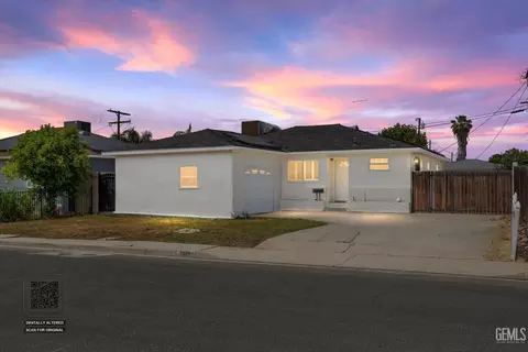 1519 12th Ave, Delano, CA 93215