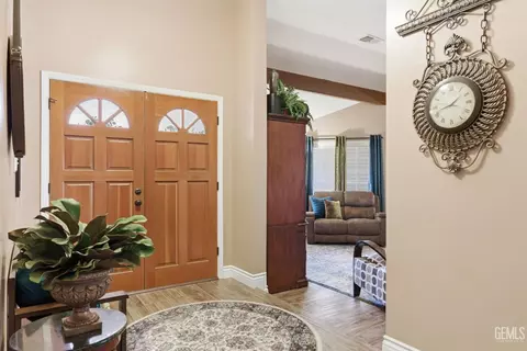 6915 Mandy Ln, Bakersfield, CA 93308 photo 7