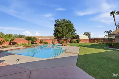6915 Mandy Ln, Bakersfield, CA 93308 photo 49