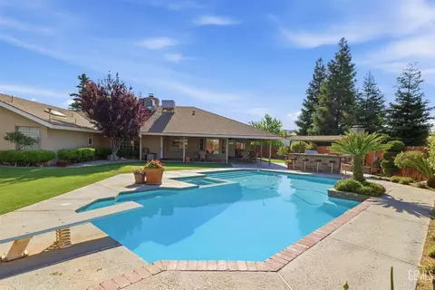 6915 Mandy Ln, Bakersfield, CA 93308 photo 52
