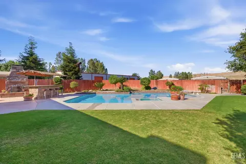 6915 Mandy Ln, Bakersfield, CA 93308 photo 50