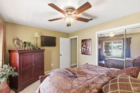 6915 Mandy Ln, Bakersfield, CA 93308 photo 32