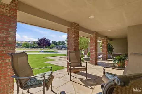 6915 Mandy Ln, Bakersfield, CA 93308 photo 6