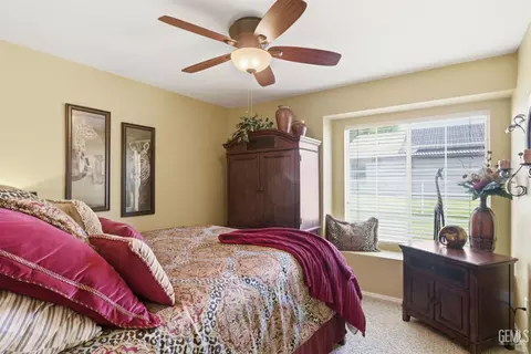 6915 Mandy Ln, Bakersfield, CA 93308 photo 38