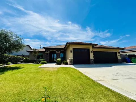 4214 Carosam Rd, Bakersfield, CA 93314