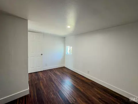 112 Crystal St, Taft, CA 93268 photo 15