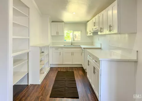 112 Crystal St, Taft, CA 93268 photo 5
