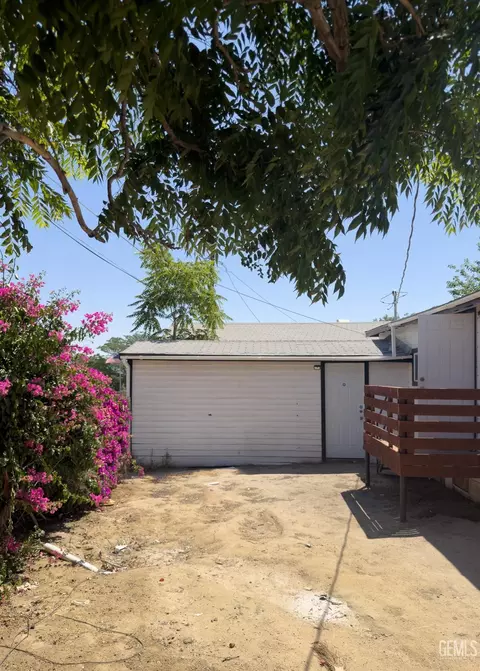 112 Crystal St, Taft, CA 93268 photo 21