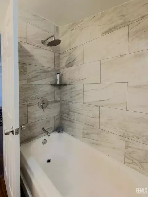 112 Crystal St, Taft, CA 93268 photo 12
