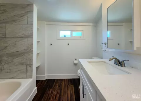 112 Crystal St, Taft, CA 93268 photo 10