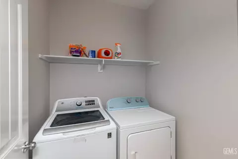 Other - 5509 Upton Ave, Bakersfield, CA 93313 photo 9 of 12