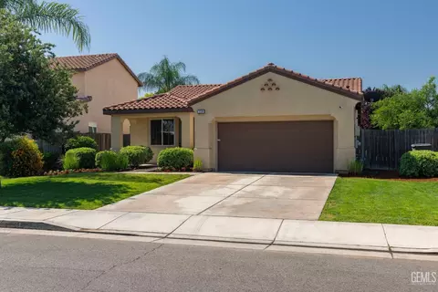Exterior - 5509 Upton Ave, Bakersfield, CA 93313 photo 2 of 7