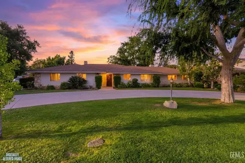 1109 Panorama Dr, Bakersfield, CA 93305