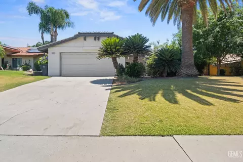 4205 Player Ct, Bakersfield, CA 93306