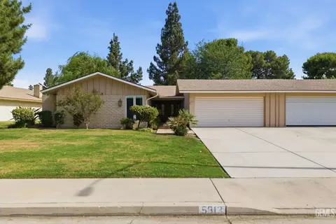 5813 Cypress Point Dr, Bakersfield, CA 93309