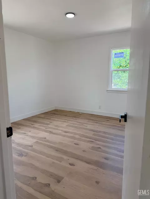 Bedroom - 333 Beech Ave, Shafter, CA 93263 photo 2 of 3