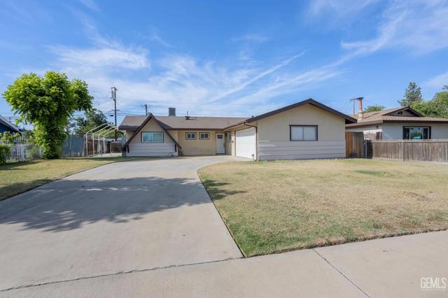908 San Vicente Dr, Bakersfield, CA 93307