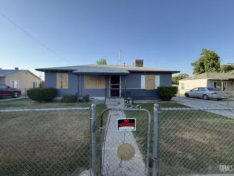 2636 Victoria Dr, Bakersfield, CA 93307