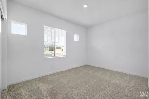 506 Elderberry Pl, Shafter, CA 93263 photo 5