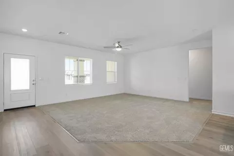 506 Elderberry Pl, Shafter, CA 93263 photo 9