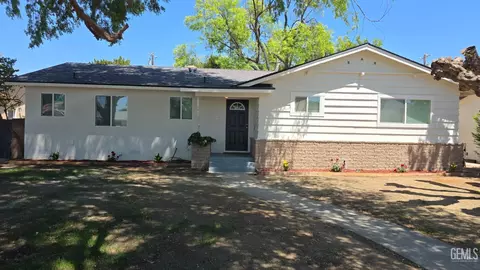 1102 Cypress Ave, Wasco, CA 93280