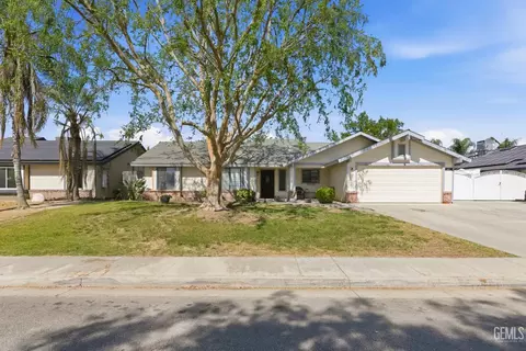 605 Jerlee St, Bakersfield, CA 93314
