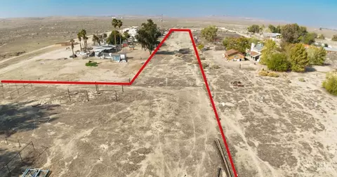 Other - 7452 Isaac Rd, Taft, CA 93268 photo 3 of 10