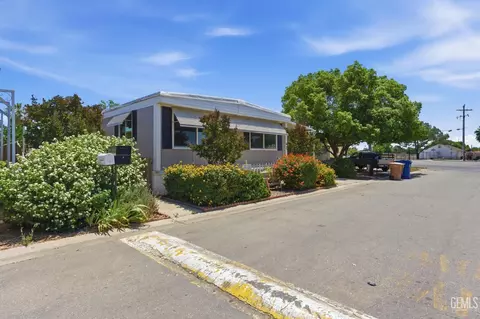 900 James Rd #2, Bakersfield, CA 93308 photo 3