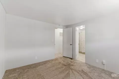 900 James Rd #2, Bakersfield, CA 93308 photo 22