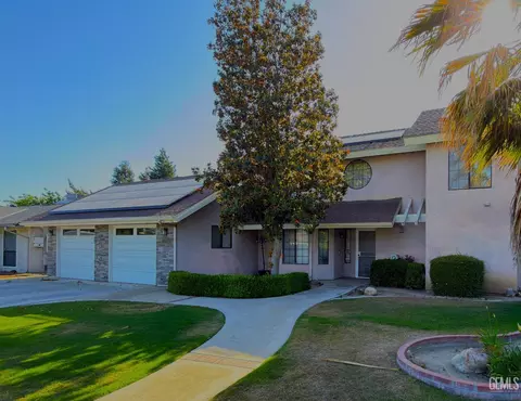 3601 Dovewood St, Bakersfield, CA 93309
