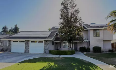 3601 Dovewood St, Bakersfield, CA 93309