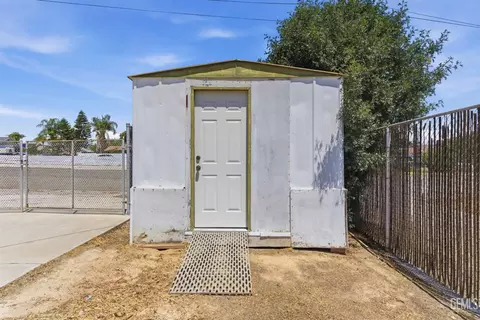 Other - 118 Pierce, Taft, CA 93268 photo 5 of 8
