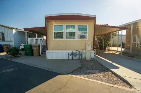 388 Petrol Rd, Bakersfield, CA 93308