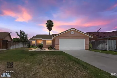 5308 Sierra Pine Ct, Bakersfield, CA 93313