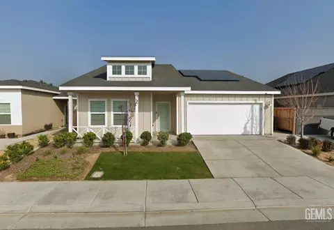9618 Greenwood Glen Ln, Shafter, CA 93263