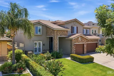 2510 Edingal Dr, Bakersfield, CA 93311